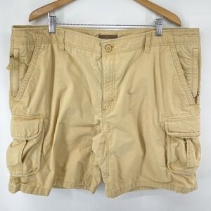 LL Bean Allagash Cargo Shorts Men's 44x10 Natural Fit Beige Tan 262571